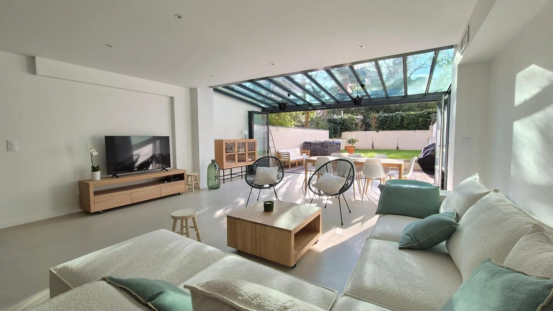 Villa Levos à Toulouse 0*,